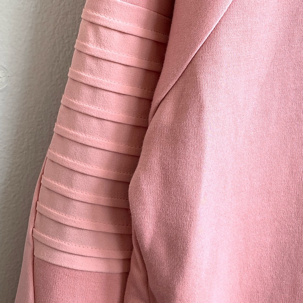 Puma evostripe pink hoodie NWT - Picture 6 of 8